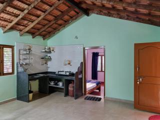 Farm Stay near Gokarna beach Bhavikodla with AC and Kitchen - Gokarn - 1