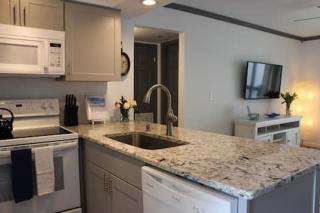 Relaxing Beach Getaway - 7