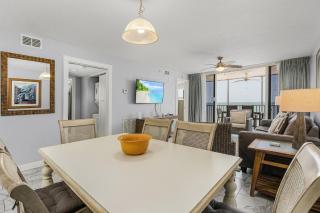 Fantastic Gulf Front Condo on the North End of the Island - Beach Villas # 504 condo - Fort Myers Beach - 9