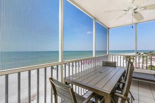 Fantastic Gulf Front Condo on the North End of the Island - Beach Villas # 504 condo - 9