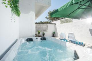 CASA MIKELE by Sarikas - SEA SIDE SUITES and STUDIOS -adults only - 3