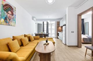 SeaSide - Pool & Spa Beach Resort - 2