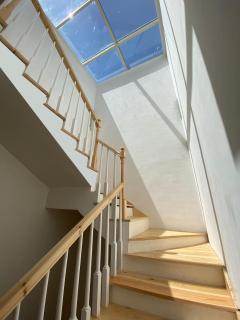 Luxury Beach Living in Mountain View - 5
