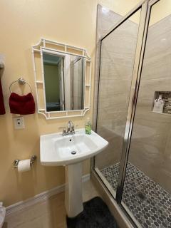 Room, Private Restroom and Entrance - 4