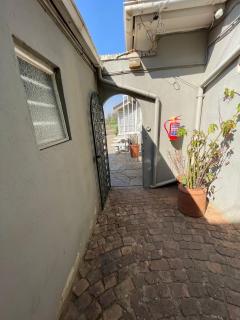 Smartshelter Richard - Pretoria - 5