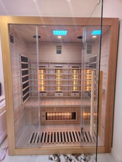 GDAŃSK CHMIELNA PRESTIGE HOME SPA apartments with luxury JACUZZI and SAUNA! Selected apartments also feature a MASSAGE CHAIR and HIMALAYAN SALT WALL with COLOR THERAPY SALT FOREST - Gdańsk - 6