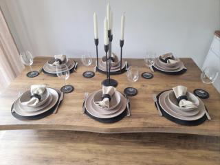 Spacious Town House - Coventry City Centre, Free Parking, Sleeps 6, High-Speed WiFi, En-suite, Great Location, A45, A46, JLR, NEC, Airport, Warwick & Stratford Upon Avon - Fernwood Stays - Your home away from home! - 5