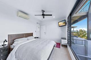 15 Kara - Luxurious Home With Million Dollar Views - Airlie Beach - 4