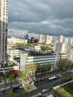 Chic 2 Rooms Paris13 with view - Parijs - 7