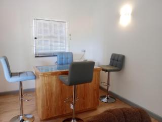 2-Bed-Sleeps 5-Private terrace-Sea View-Parking - Celeste - 1