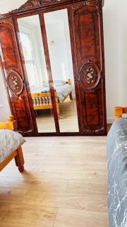 3 Bed House East London Home - Londra - 7