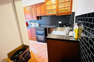 3 Bed House East London Home - Londra - 3
