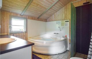 Three-Bedroom Holiday Home In Sjolund - Sjølund - 7