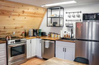 A-Frame Cabin - Mountain Views, Deck, Pet Friendly - Idaho Springs - 8