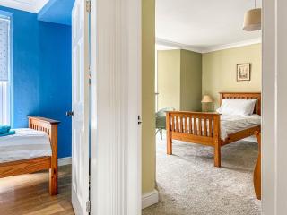 Kent House - Carmarthen - 2