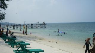 Madu Tiga Beach and Resort - 6