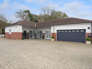 Oakwood Stables - Conwy - 0