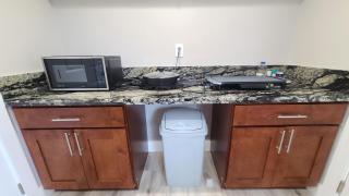Air Conditioned! Paradise Park Brand new 2-bedroom Suite - Keaau - 3