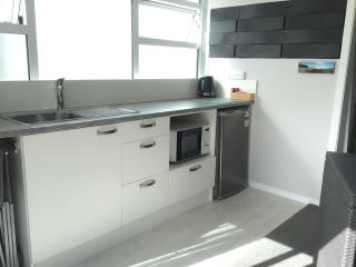 Tranquil Garden Studio - 5