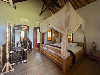 Ariwigangga Garden Guest House - Krambitan - 4