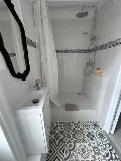 Appartement Cosy Charme Ancien - Thizy-les-Bourgs - 3
