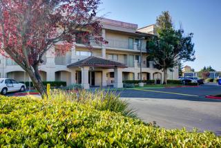 Inn at Rohnert Park - Rohnert Park - 3