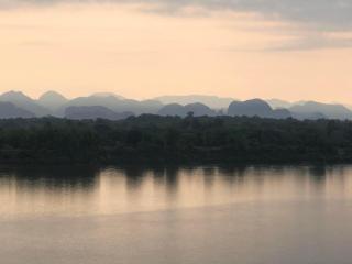 Mekong pano villa - Nakhon Phanom - 4