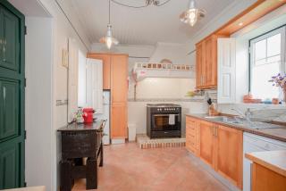 Torreira . Yellow Beach Pavilion - 1