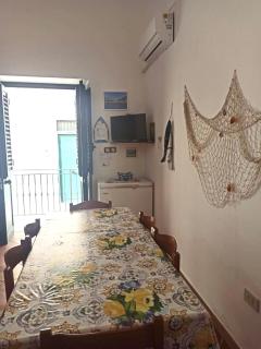 Casa Spaziosa al centro di Ustica - 6