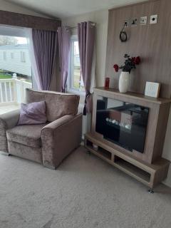 3 Bedroom caravan St osyth beach holiday park with free WiFi and parking - Great Clacton - 1