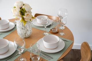 Harboview Haven Waterfront Apartment - Manchester - 3