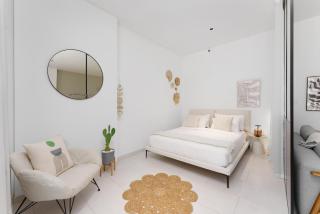 Charming Apartment in Burj Khalifa District - Marquise Square - 5