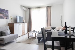 Corvin Gem Apartment with PARKING - Budapest - 6
