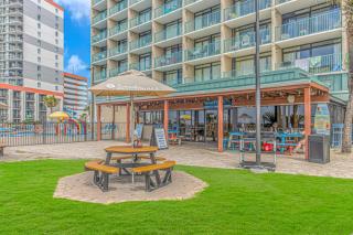 Beautifully Renovated 2 Bedroom Condo-Breathtaking Views! Sand Dunes 2949/2950 - Myrtle Beach - 4
