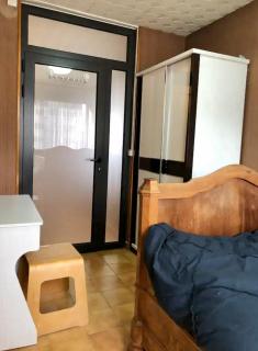 " Male dorm shared room " daily stay 8pm to 10am - 6