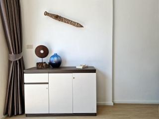 Lotus House - Local Spacious 3-Story Home, Rooftop Views & King Beds near Night Bazaar - 1