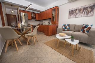 Chic Villa Eleni w BBQ, 3min walk to the sea - Gournes - 6