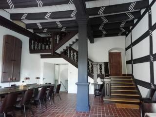 Mittelalterliches Domherrenhaus - 1