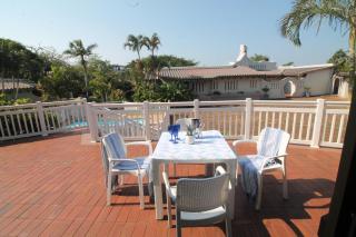 Summer Lodge Villa 2 - Uvongo Beach - 9