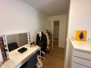 Sjarmerende bolig like ved togstasjonen - Bergen - 6