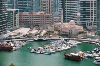 Luxury 1BR at Dubai Marina: Stunning Marina Views, Pool & Gym - Dubái - 5