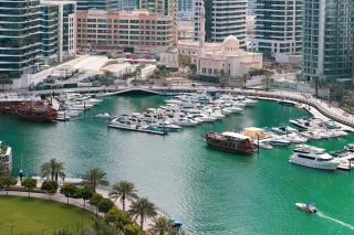 Luxury 1BR at Dubai Marina: Stunning Marina Views, Pool & Gym - Dubái - 2