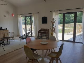 Magnifique Eco-gîte 4 personnes avec piscine naturelle - 1