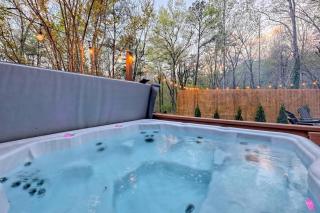 Near Downtown Helen - HotTub, Sauna, Game Room, Fire Pit - Helen - 7