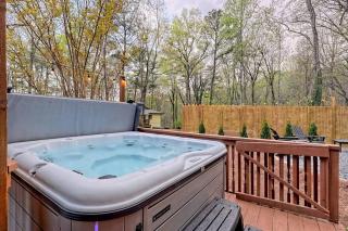 Near Downtown Helen - HotTub, Sauna, Game Room, Fire Pit - Helen - 1