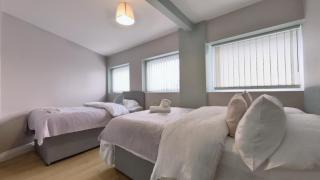 Chic Central Birmingham Jewellery Quarter Apartment With Free Wifi, Parking and Keyless Access, 4 beds - Birmingham - 6