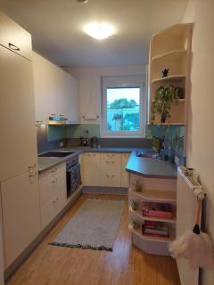 Schöne helle Wohnung mit Whirlpoolbadewanne - Graz - 5