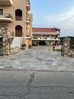 Flo's Apartments - Mesolongion - 1