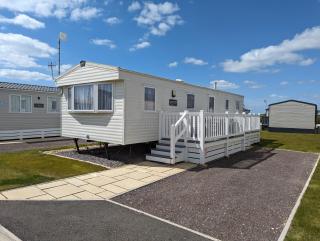 Seal Bay Resort - Pet Friendly 3 Bed 8 birth Family Owned Caravan, Selsey - Selsey - 0