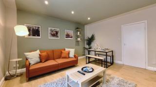 Spacious Central Duplex Apartment with 2 Bathrooms with Free Wi-Fi, Parking and Keyless Access, Sleeps up to 9 - Perfect for Groups - Birmingham - 8